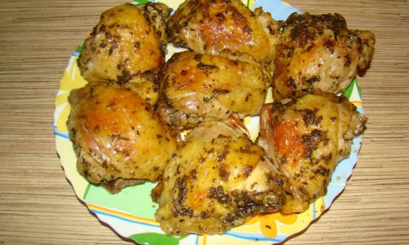 Курица с базиликом по-тайски — пошаговый рецепт с фото, ингредиенты — 11/06/22 | paraskevat.ru